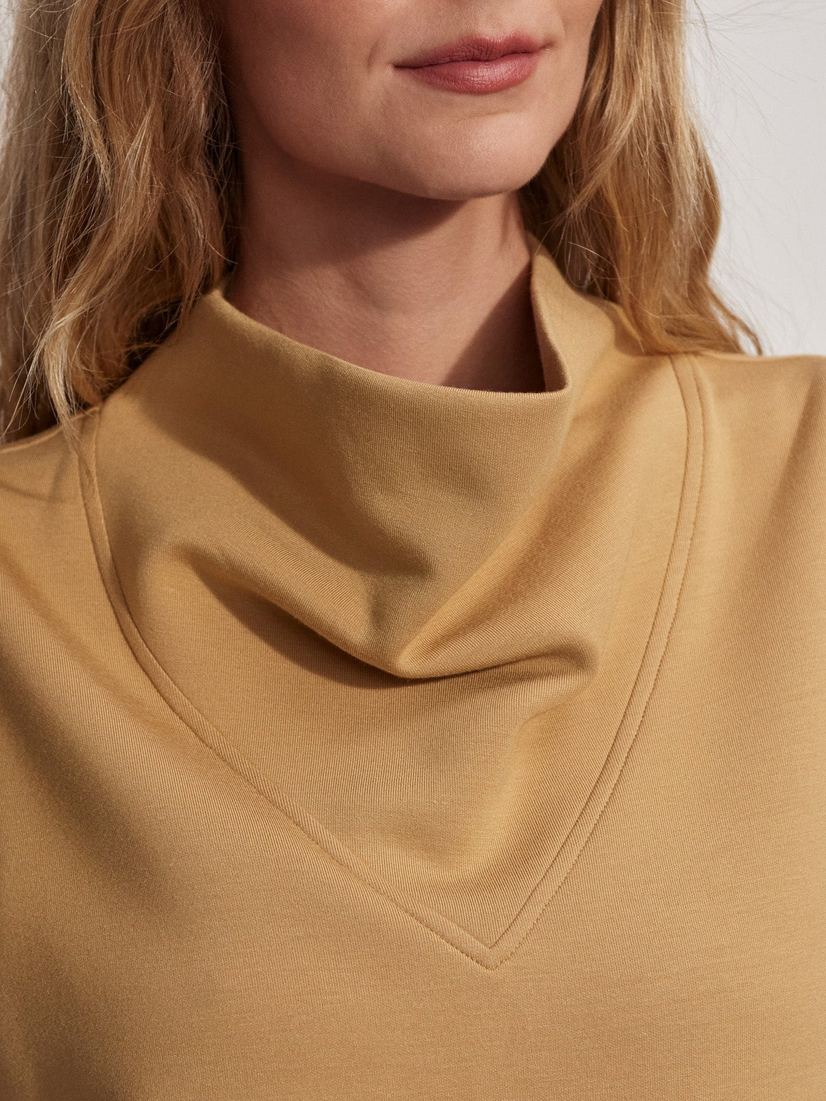 Ellen Cowl Neck Tank | VARLEY US Prairie Sand - Varley