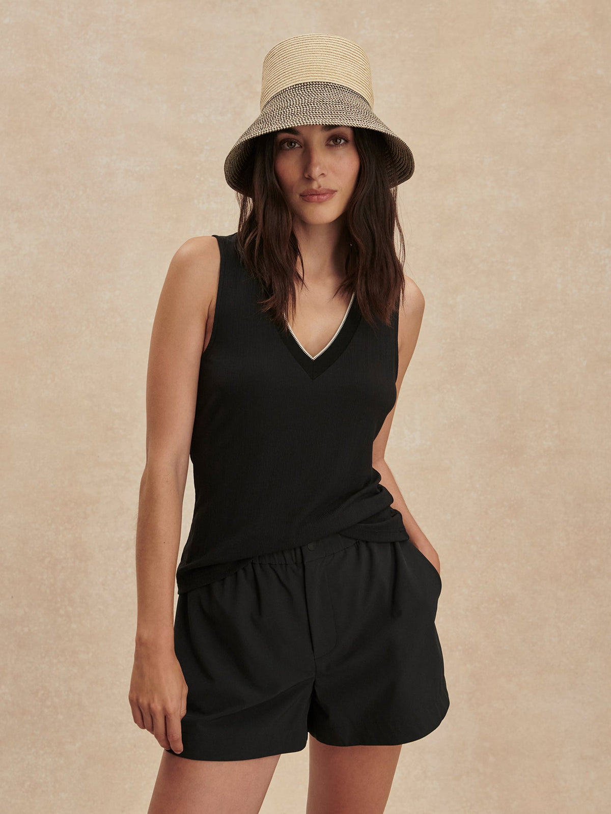 Corby V Neck Tank Black - Varley