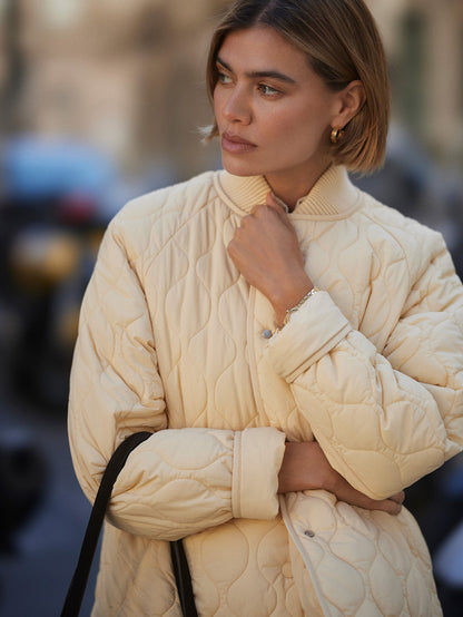 Luca Quilted Jacket Reed Yellow - Varley