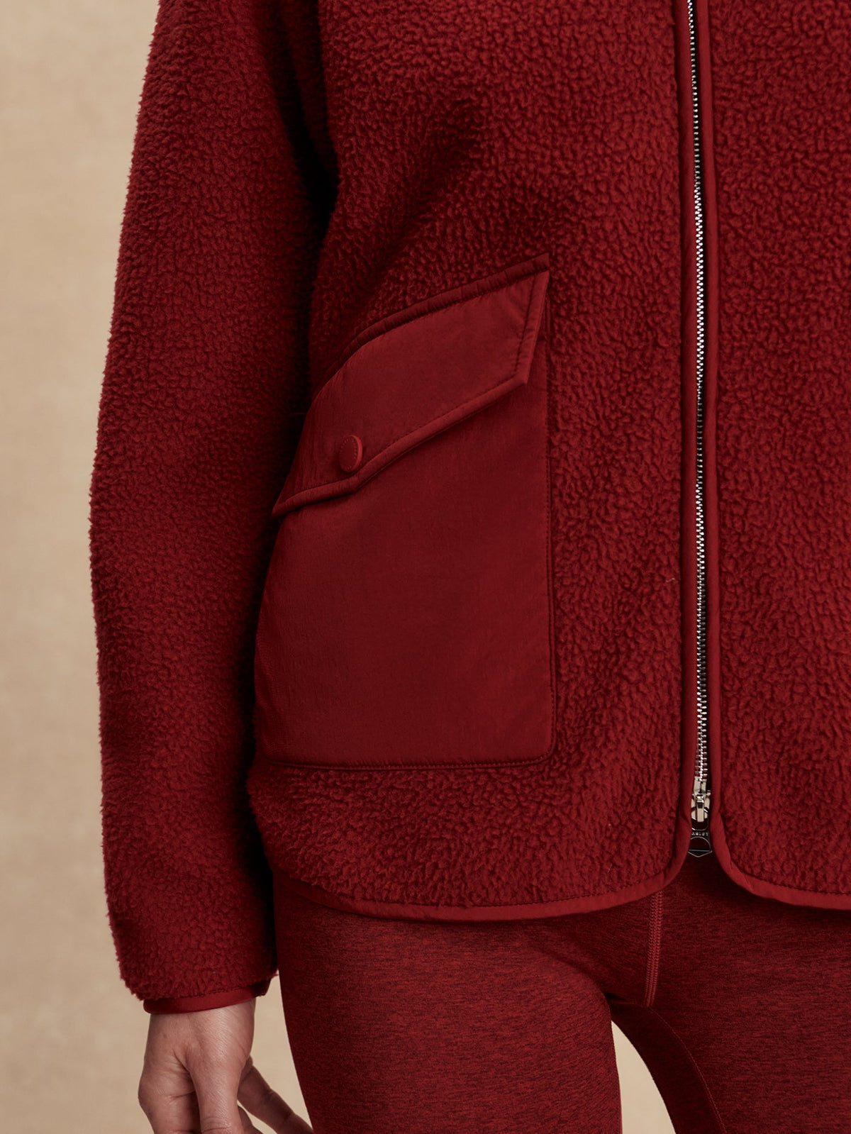 Marina Collarless Fleece Red Dahlia - Varley