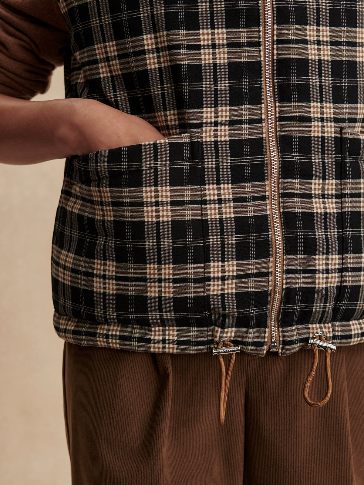 Miya Reversible Gilet Golden Bronze/ Navy Check - Varley