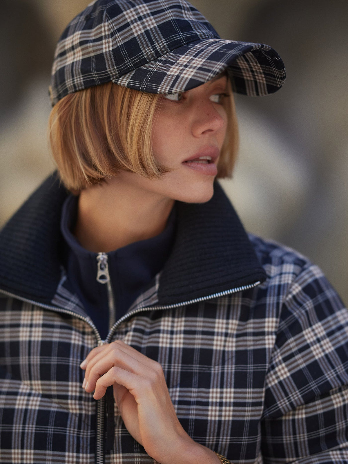 Bryony Short Puffer Jacket Navy Check - Varley