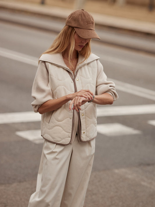 Lori Reversible Gilet Ash Taupe/ Birch - Varley