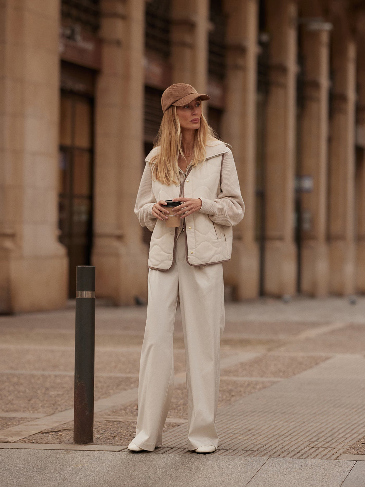 Lori Reversible Gilet Ash Taupe/ Birch - Varley