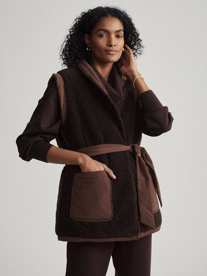 Lanville Reversible Gilet Chestnut/ Coffee Bean - Varley