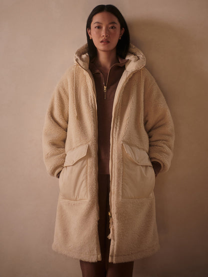 Cyrus Reversible Coat Sandshell - Varley