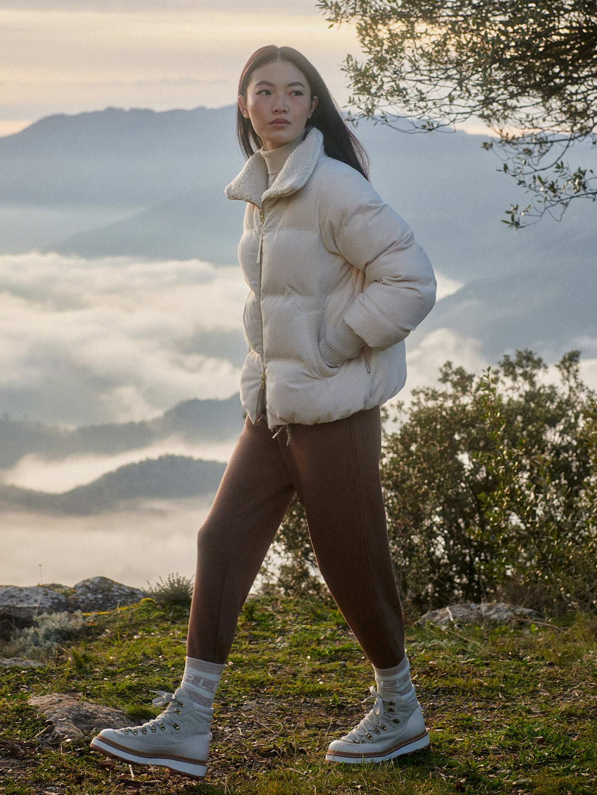Brackley Cord Puffer Jacket Birch - Varley