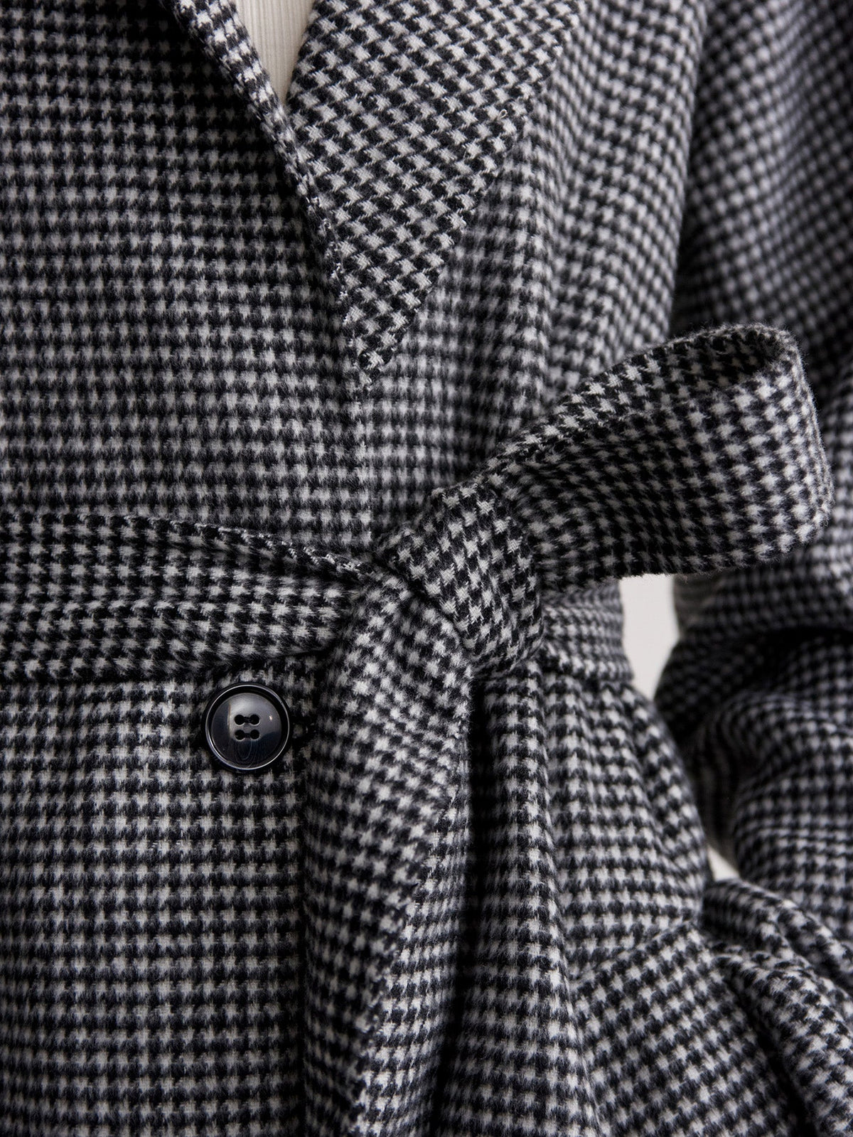 Fairbourn Belted Long Coat Black/ Egret Micropuppy Tooth - Varley