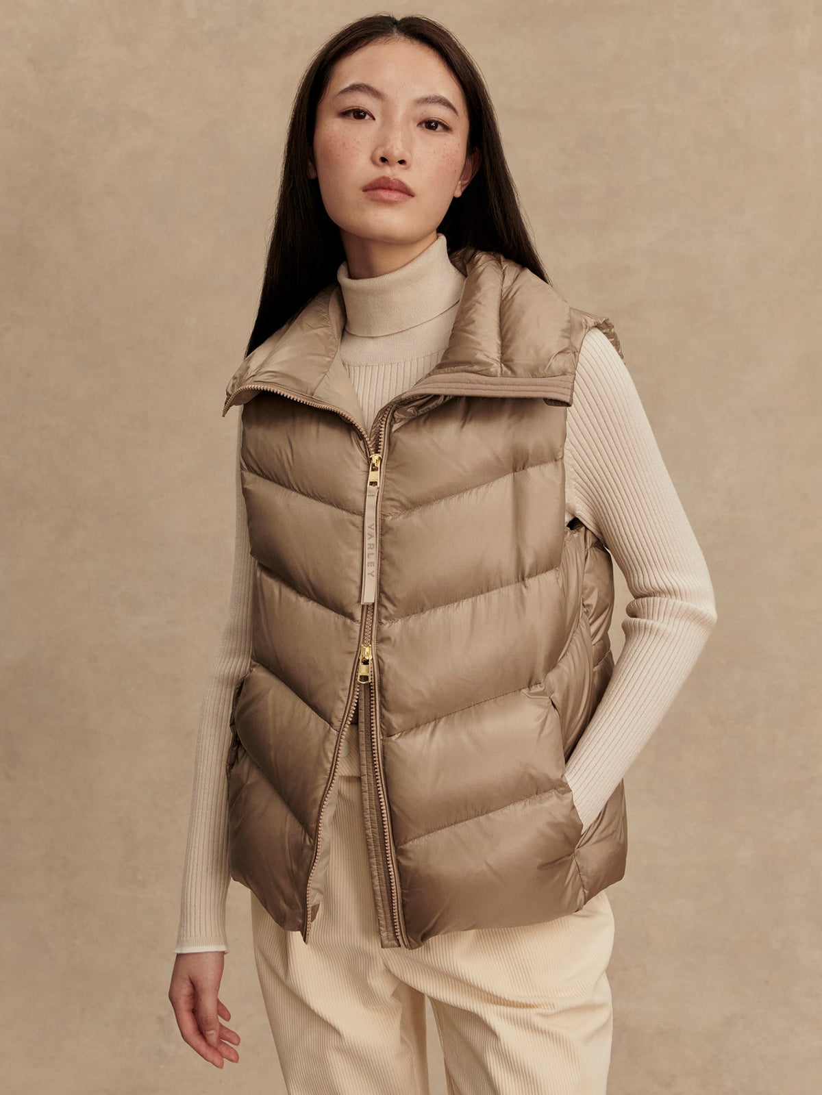 Bextor Lightweight Down Gilet Simply Taupe - Varley
