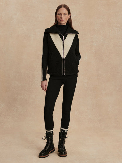 Caspian Sherpa Gilet Black - Varley