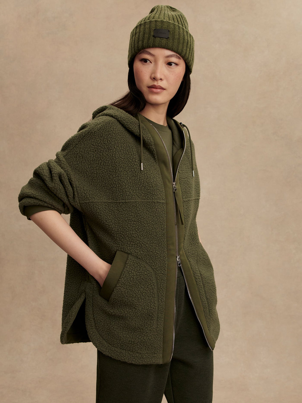 Fey Relaxed Fleece Racing Olive - Varley