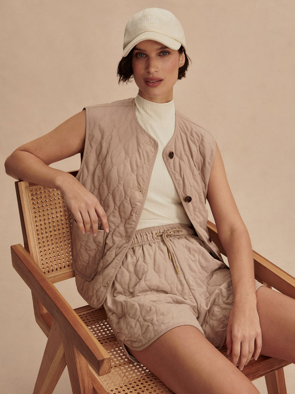 Karla Quilted Gilet Light Taupe - Varley