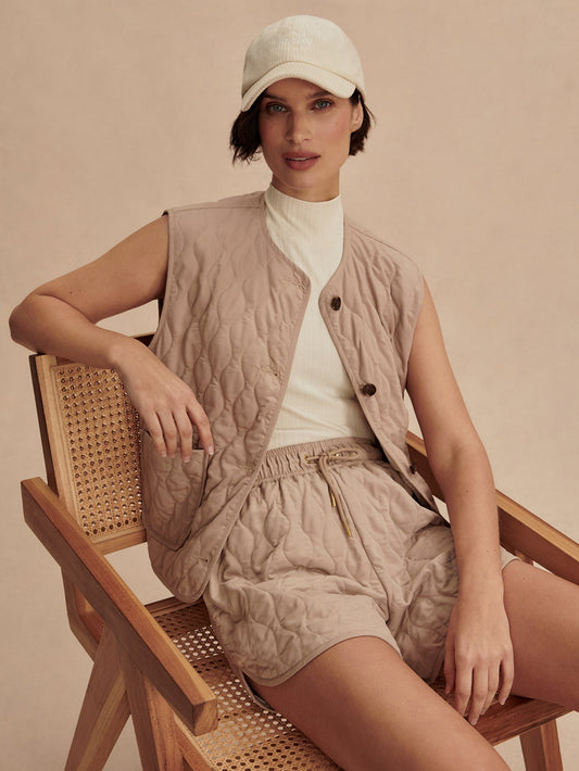 Karla Quilted Gilet Light Taupe - Varley