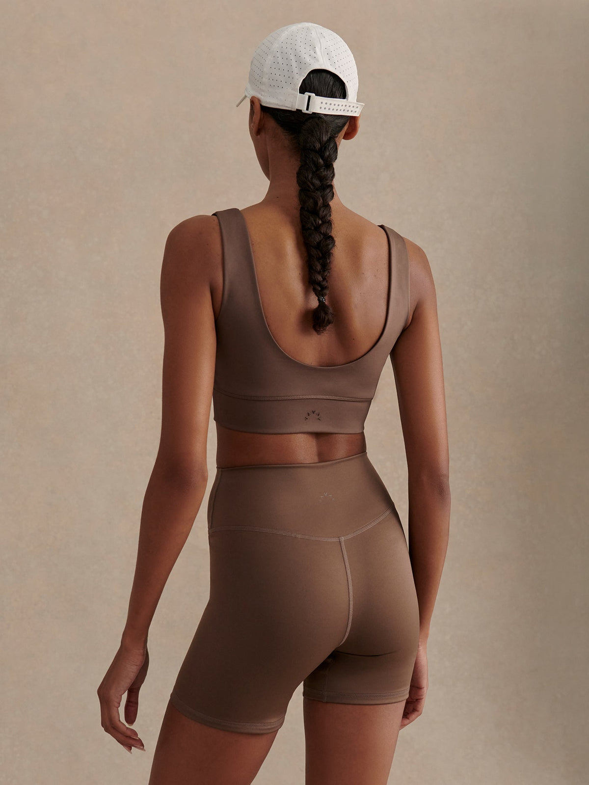 Assure High Rise Short 5 Coffee Quartz - Varley