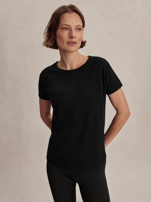 Saskia Seamless Longline Tee Black - Varley