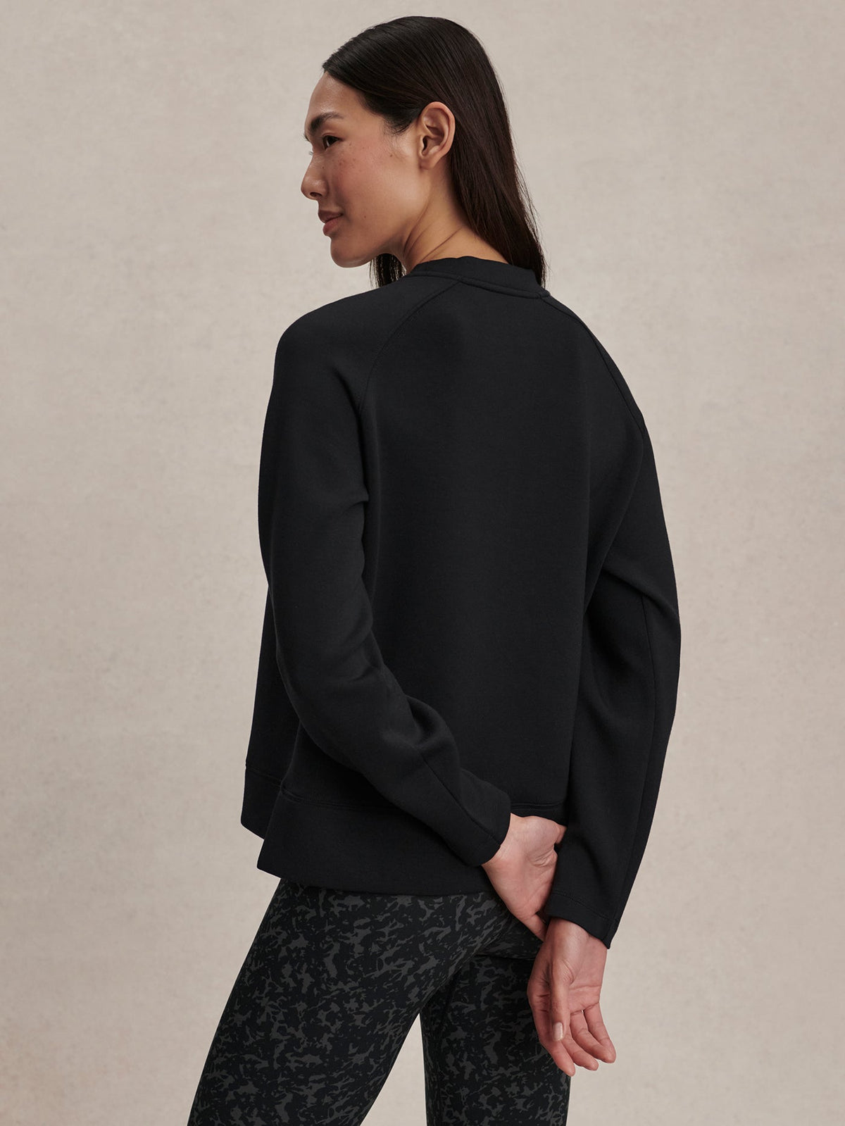 Zosia Crew Neck Active Sweatshirt Black - Varley