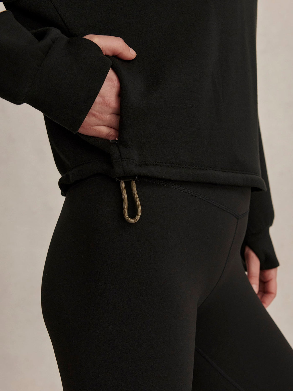 Sian Cropped Half-Zip Active Sweatshirt Black - Varley