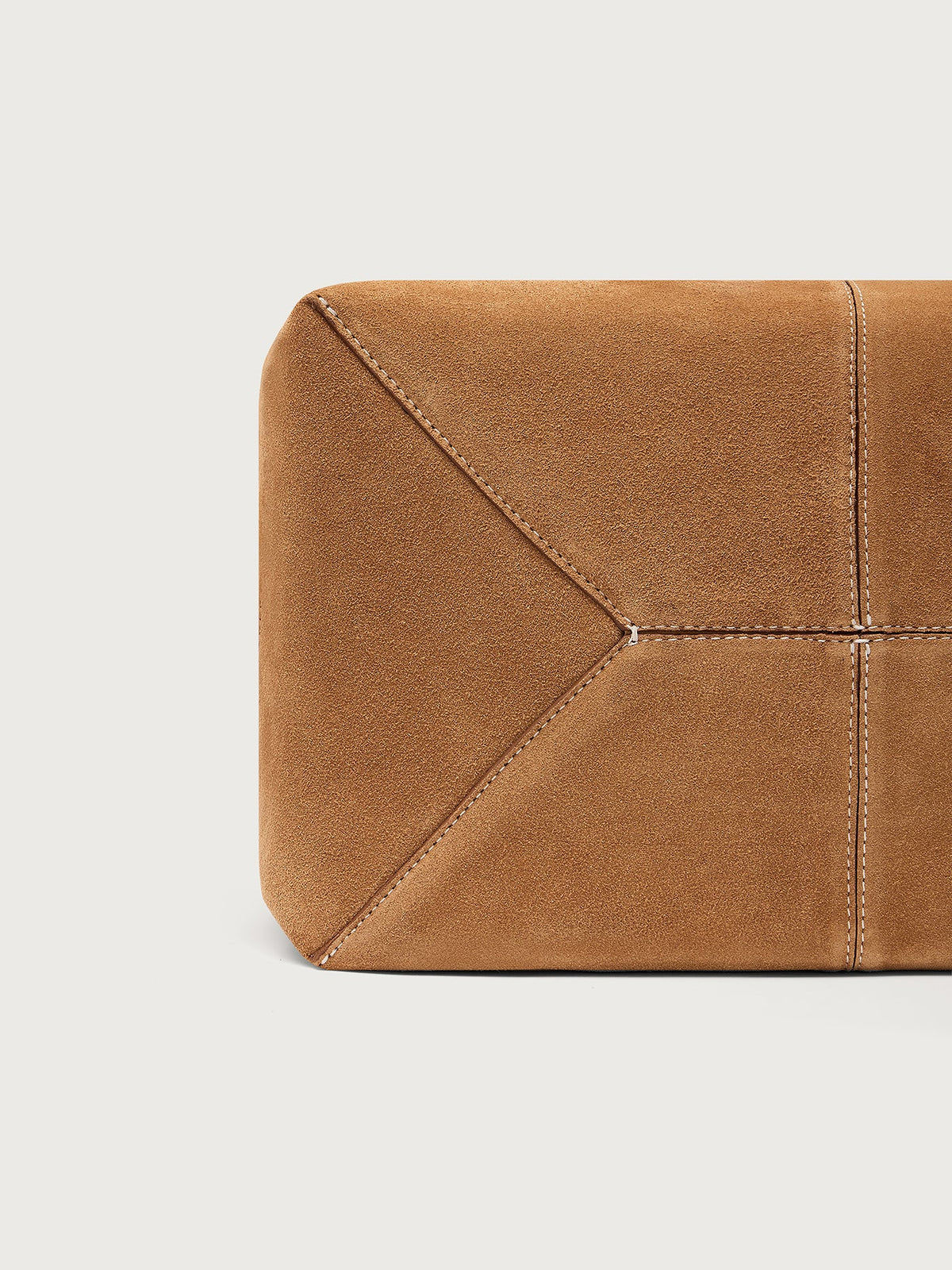 Louey Tote Bag Medium Suede - Premium Everyday Tote Caramel - Varley