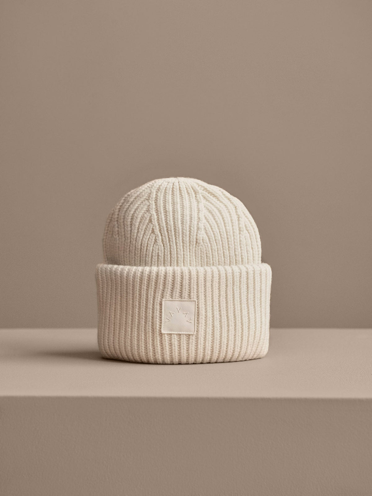 Cresta Rib Beanie Egret - Varley