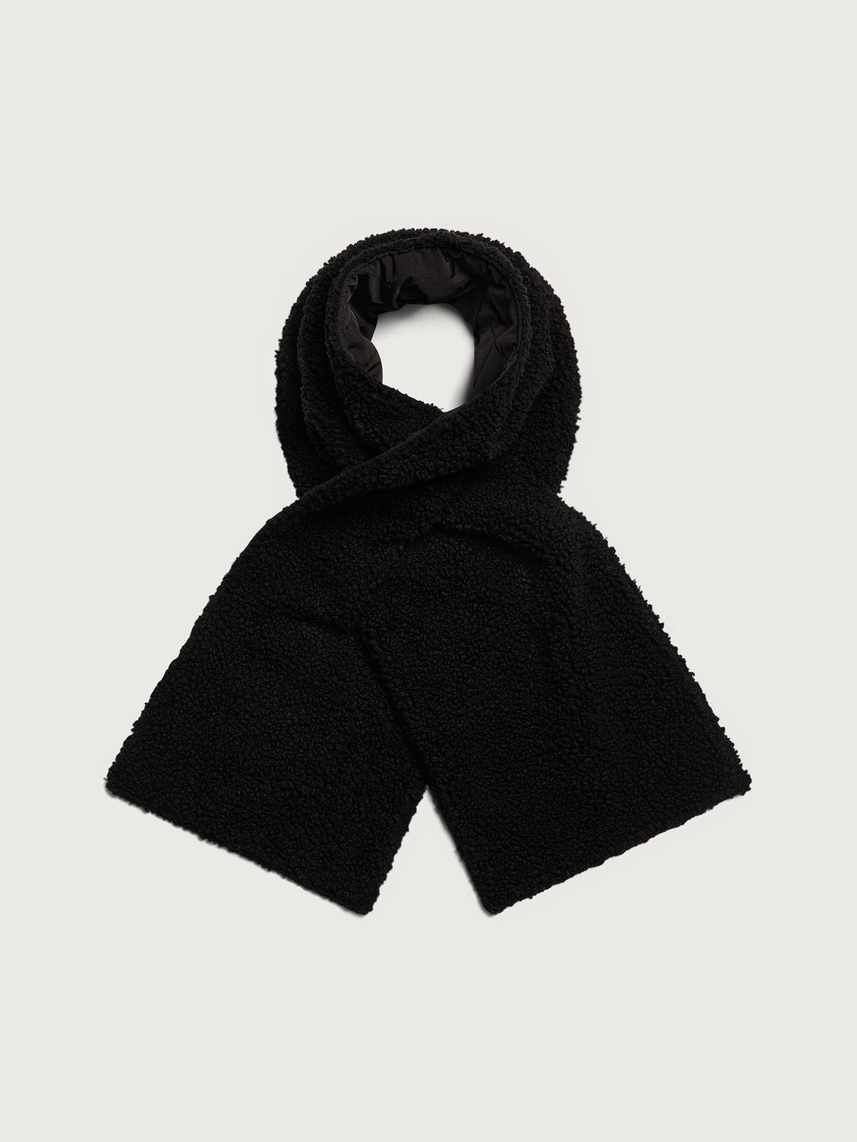 Coronet Quilt Sherpa Scarf | VARLEY US Black - Varley