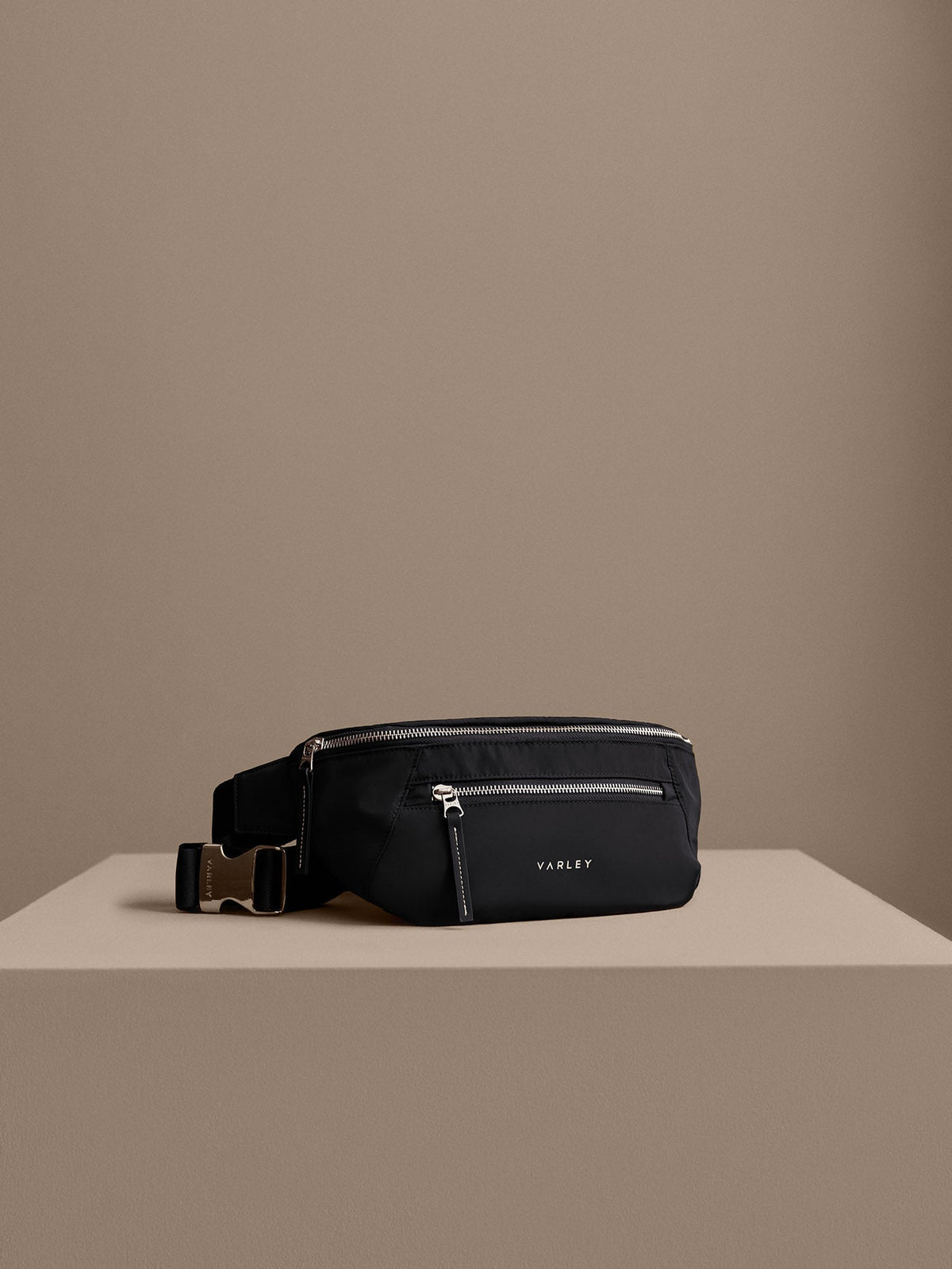Lasson Belt Bag Black - Varley