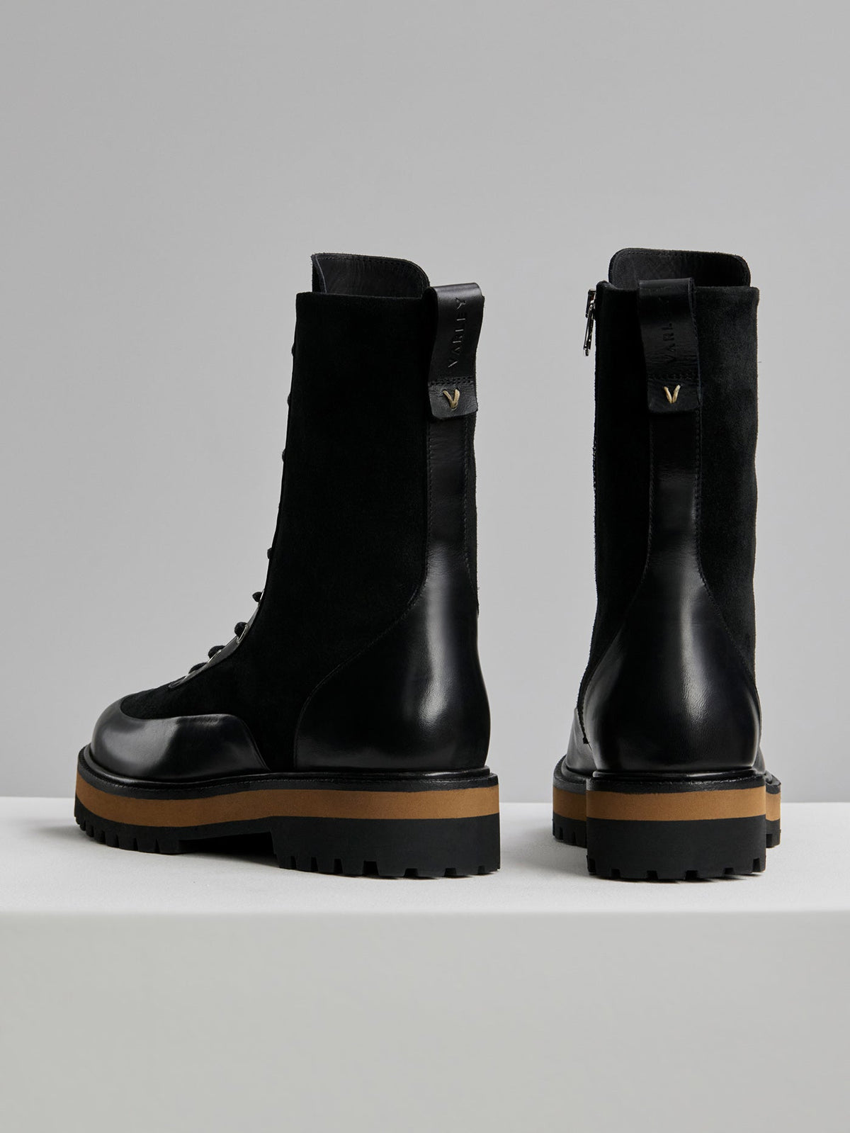 Calsen Lug Sole Boot Black - Varley