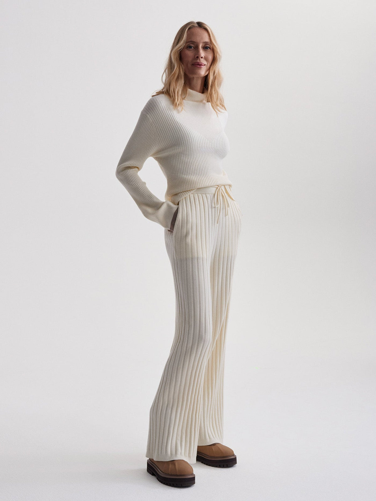 Simeon Wide Rib Knit Trouser Egret - Varley