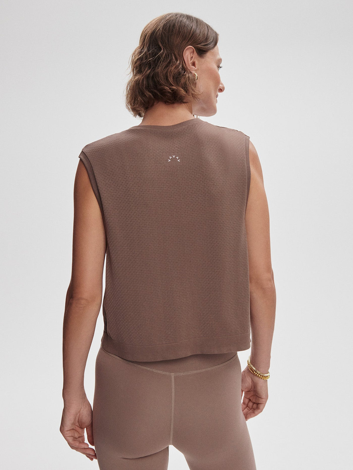 Page Seamless Crop Tank Deep Taupe - Varley