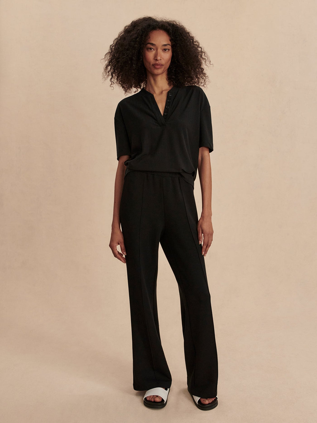 Kasey Mock Placket Rib Tee Black - Varley