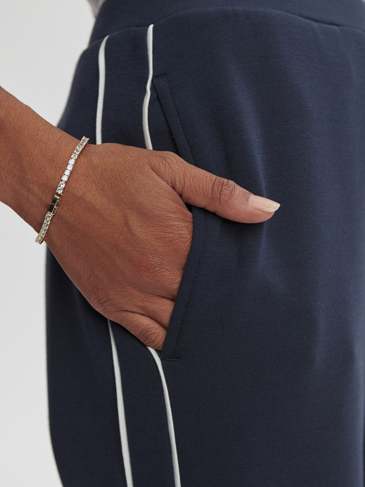 The Slim Piped Pant 27.5 Navy - Varley