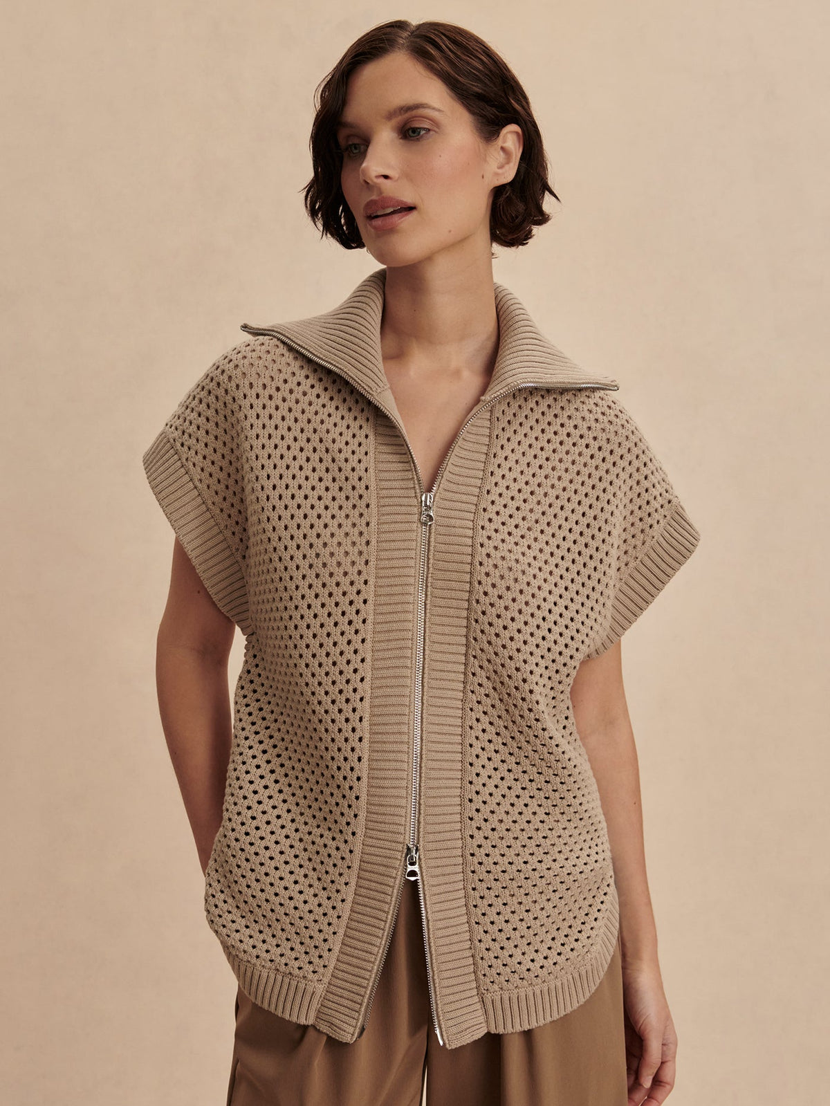 Gianna Zip Through Vest Cashmere Stone - Varley