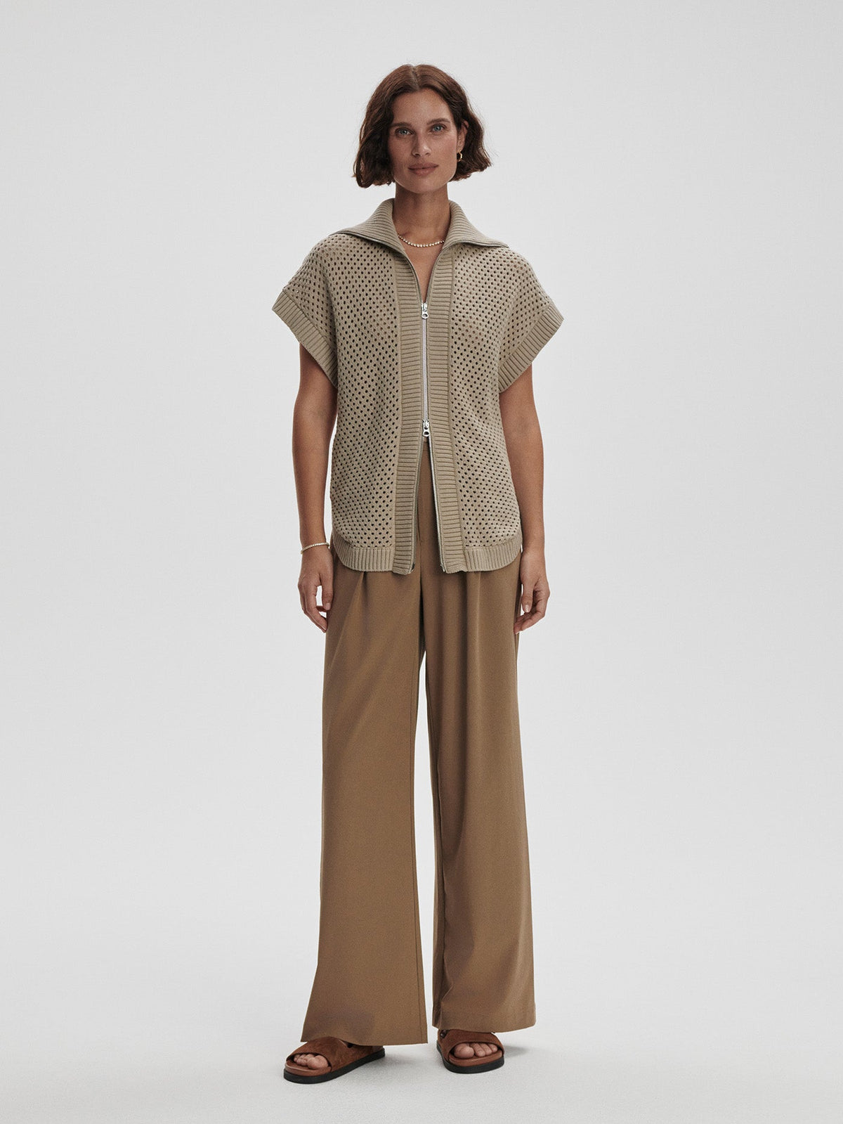 Gianna Zip Through Vest Cashmere Stone - Varley