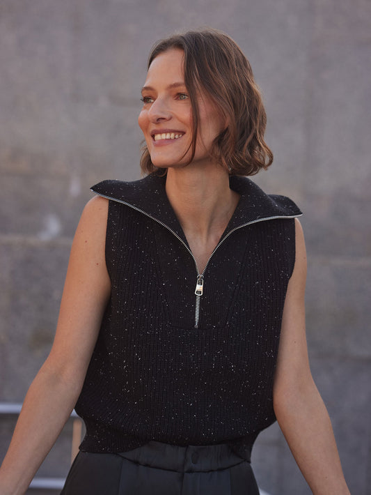Hally Half Zip Rib Vest Black Fleck - Varley