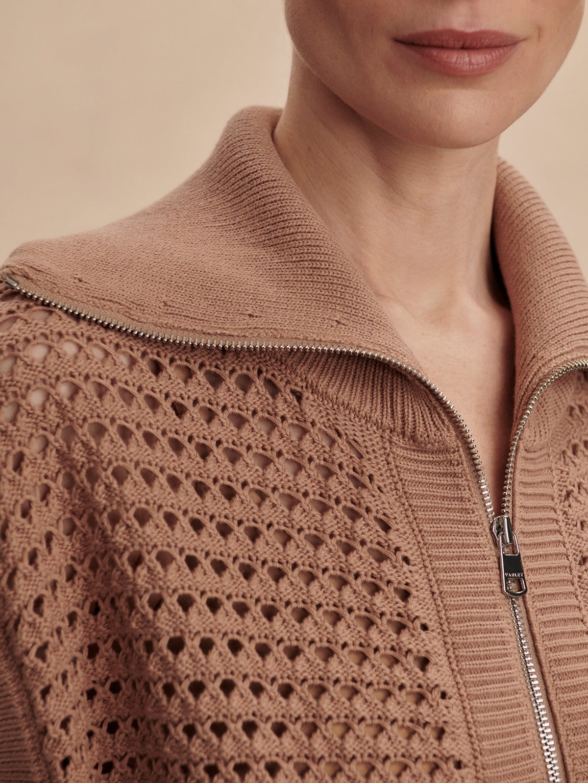 Liliana Knit Gilet Chanterelle - Varley