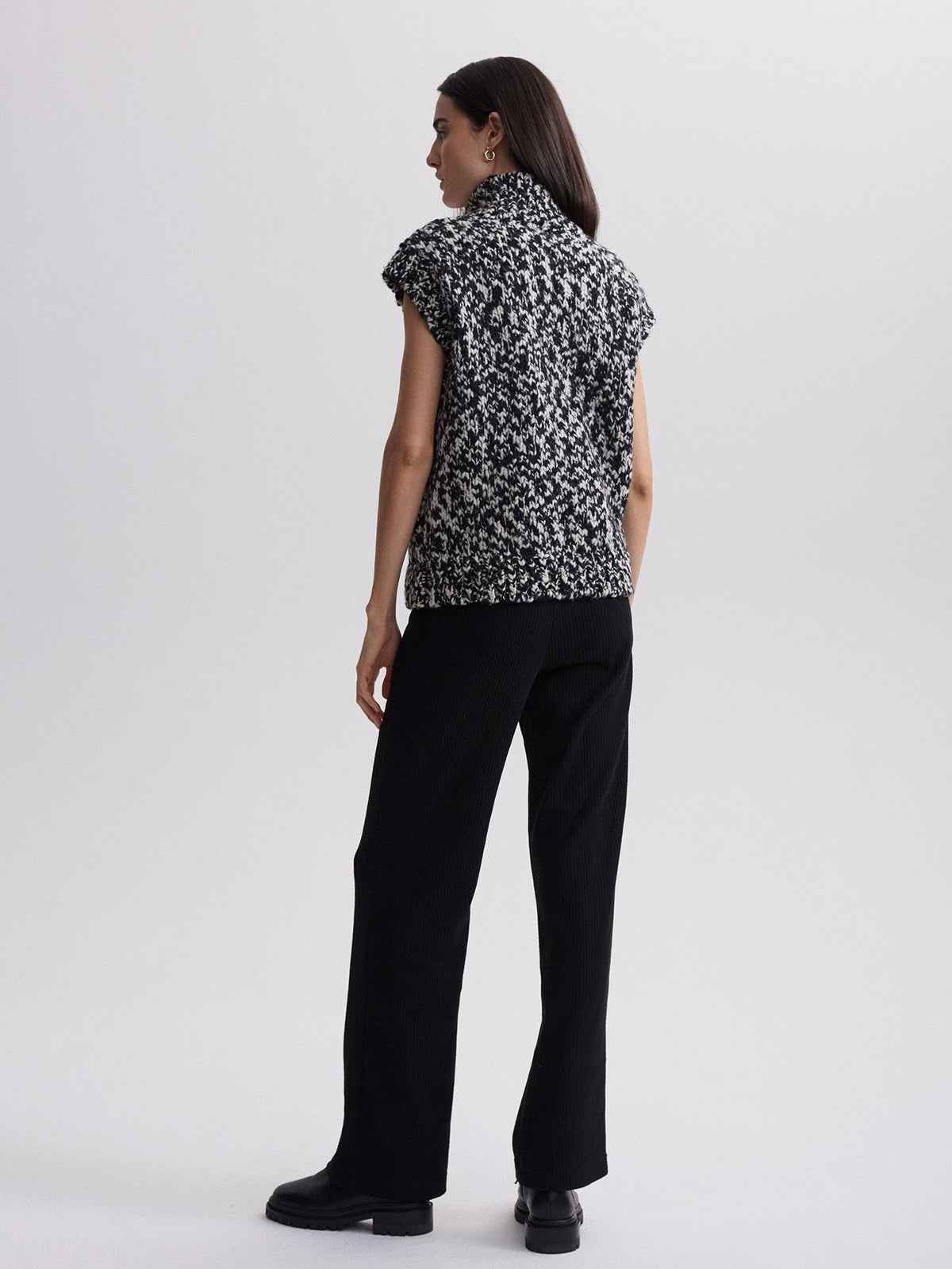 Sandy Zip Through Knit Gilet Snow White Black Fleck - Varley