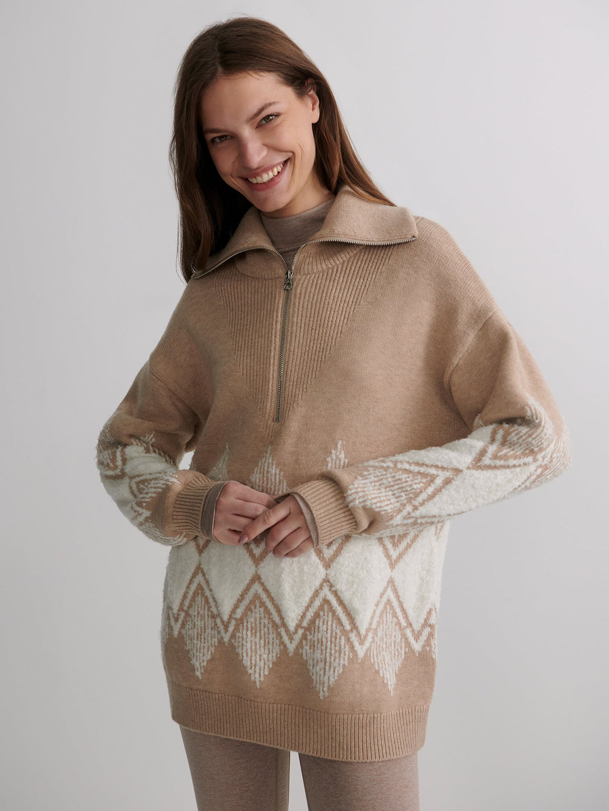 Betty Jacquard Half Zip Knit Light Taupe - Varley